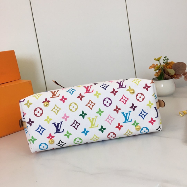 ルイヴィトンバッグ着用イメージ